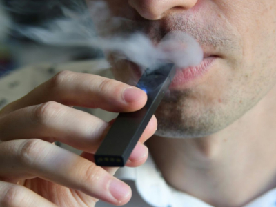 Pourquoi je vape toute la journée, comment réduire efficacement sa consommation?