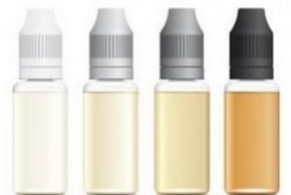 MON E-LIQUIDE CHANGE DE COULEUR, POURQUOI ?
