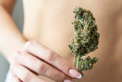 LES PRODUITS CBD PEUVENT AIDER LES PERSONNES ATTEINTES D'ENDROMETRIOSE ?
