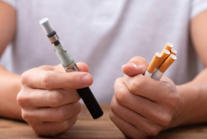 Les fumeurs sont invités à troquer leurs cigarettes contre des vapes 